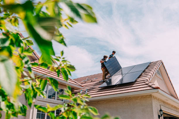 Best Residential Roofing Contractor  in Greens Farms, CT